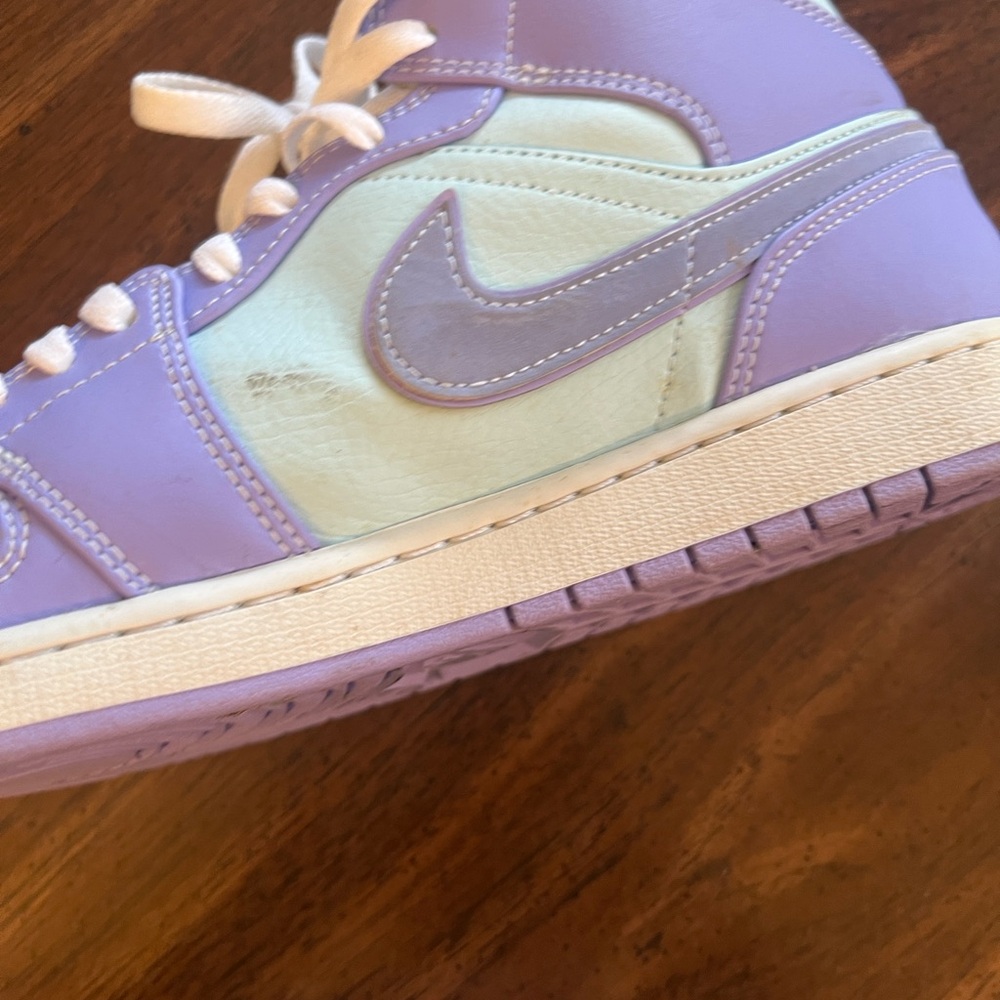Nike Air Jordan - Picture 9 of 10